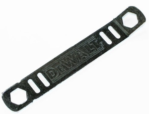 DeWalt DWE575 Circular Saw Replacement Blade Wrench # N165861 - view 3