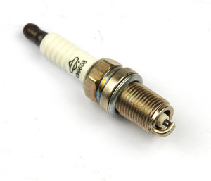 Briggs & Stratton Spark Plug For Mower Models MNA152505, MNA152905, 692051 Briggs & Stratton Spark Plug For Mower Models MNA152505, MNA152905, 692051