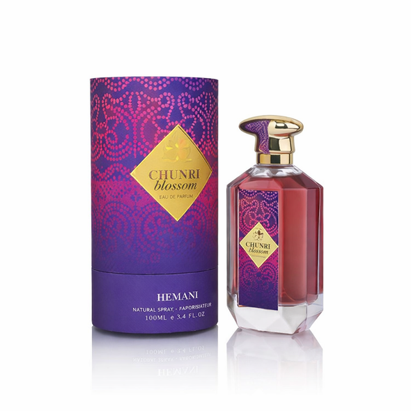 Chunri Blossom parfum, Chunri Blossom Hemani, Chunri Blossom Eau de Parfum, Chunri Blossom 100ml EDP, Hemani Chunri Blossom parfum, Chunri Blossom parfum femër,parfum femëror, parfum floral, parfum ëmbël, parfum fresh & gourmand, parfum për gra, parfum elegant, parfum modern, parfum i qëndrueshëm