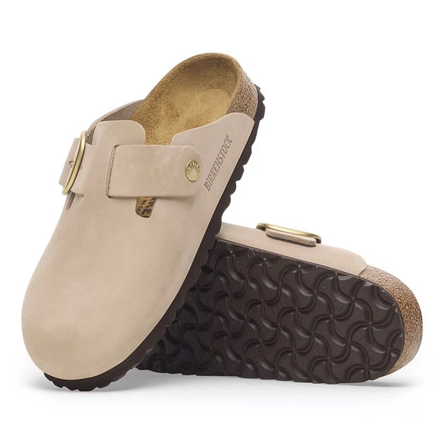 Birkenstock Boston Big Buckle Sandcastle Clogs | Women's - Simply