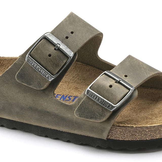 Birkenstock Arizona Soft Footbed Sandal – Faded Khaki Oiled Leather – Men’s