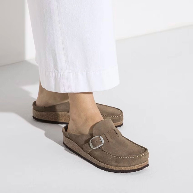 Birkenstock Buckley Clog – Gray Taupe Suede Leather – Women’s
