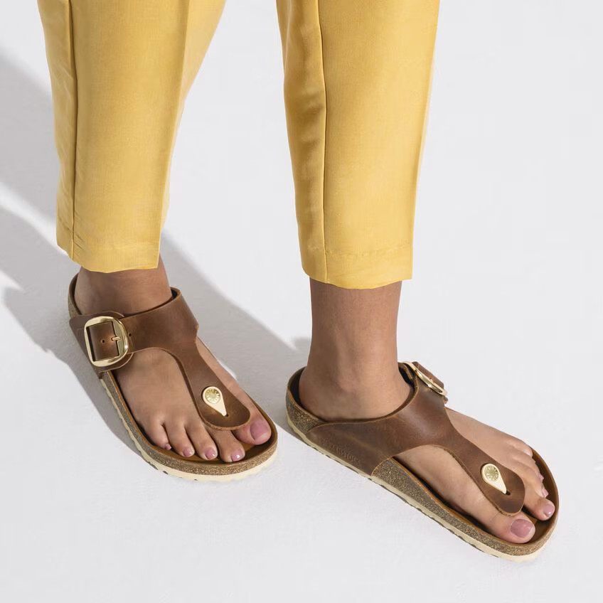 Birkenstock Gizeh Big Buckle Sandal – Cognac Oiled Leather – Women’s