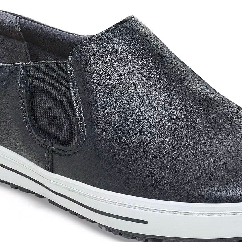 Birkenstock Unisex Q0 400 Slip-On Black Leather Sneaker
