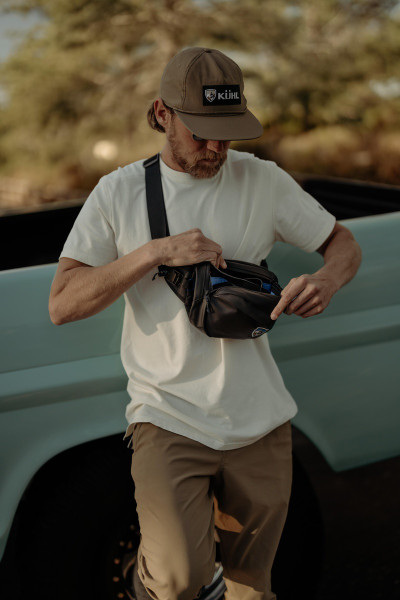 SHORT SLEEVES