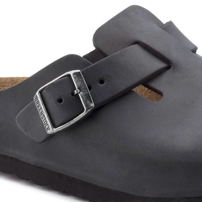 Birkenstock Boston – Unisex Clog – Black Oiled Leather