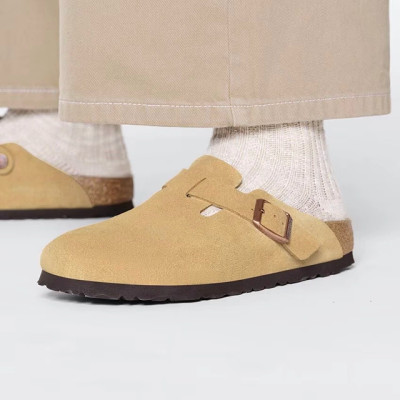 Birkenstock Boston Clog – Latte Cream Suede Leather – Unisex