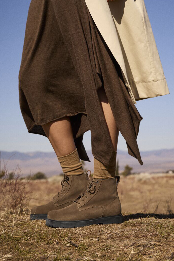 SHOES/BOOTS