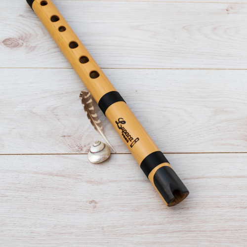 Quenacho flute of bamboo and mouthpiece of Ebony wood tuned in Do