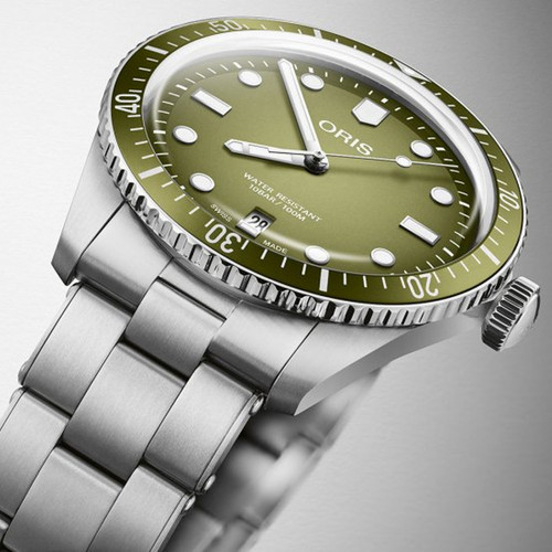 Oris Divers Sixty-Five Date 40mm Green Men's Watch Oris Divers Sixty-Five Date 40mm Green Men's Watch