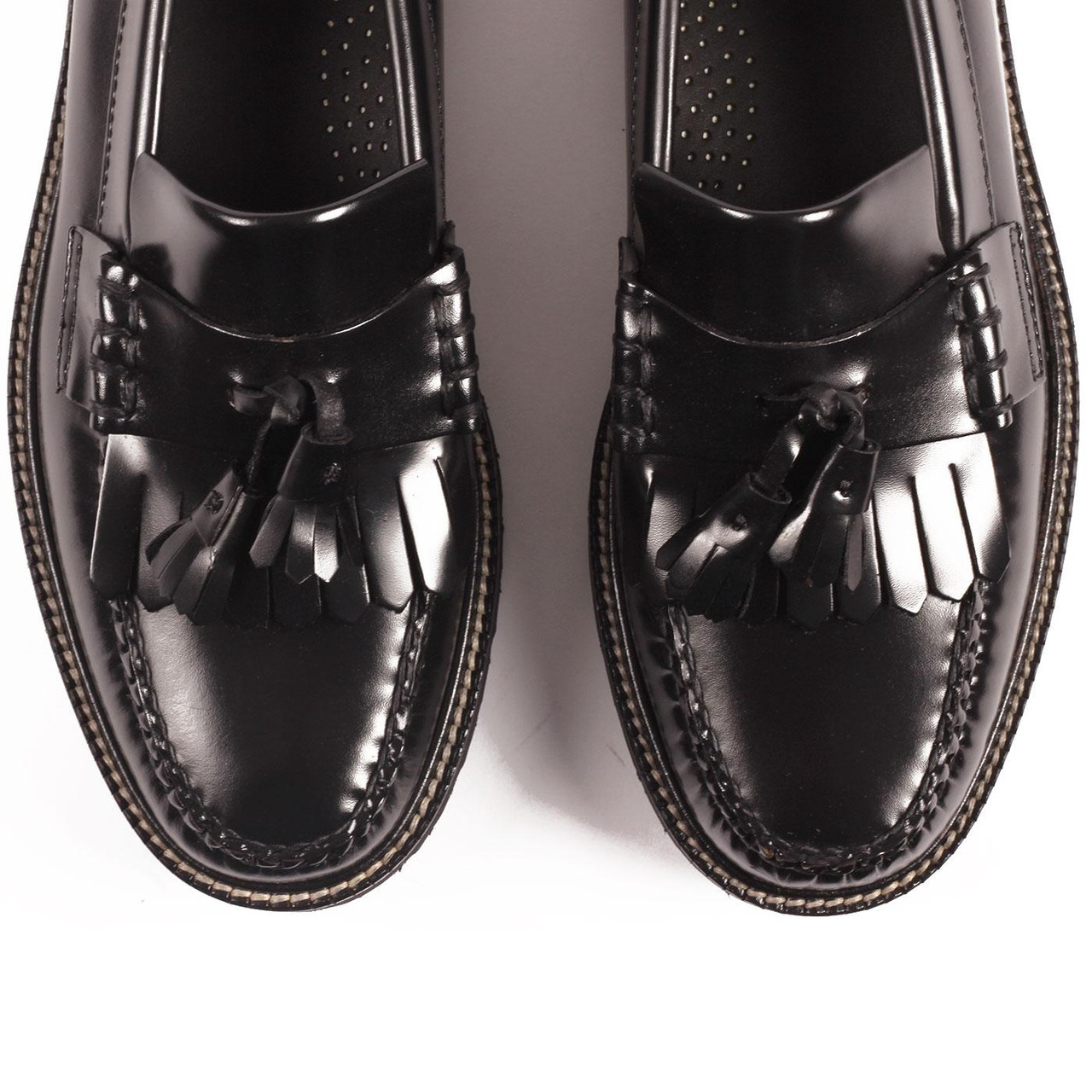 Bass Weejuns Layton 90s Mod Kiltie Loafers in Black