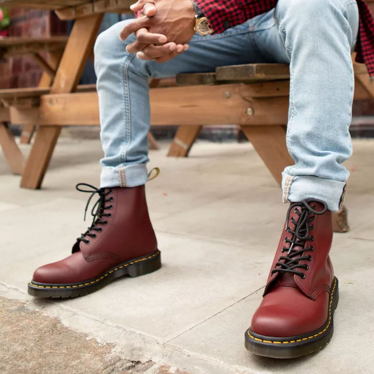 靴 Dr. Martens 1460 Cherry Red 9 Women's 1460 Cherry Red Smooth - Red – Feature