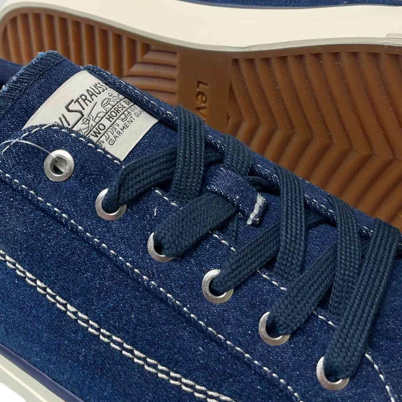 LS2 Levi's® Denim Mid-Cut Retro Men's Sneakers NB