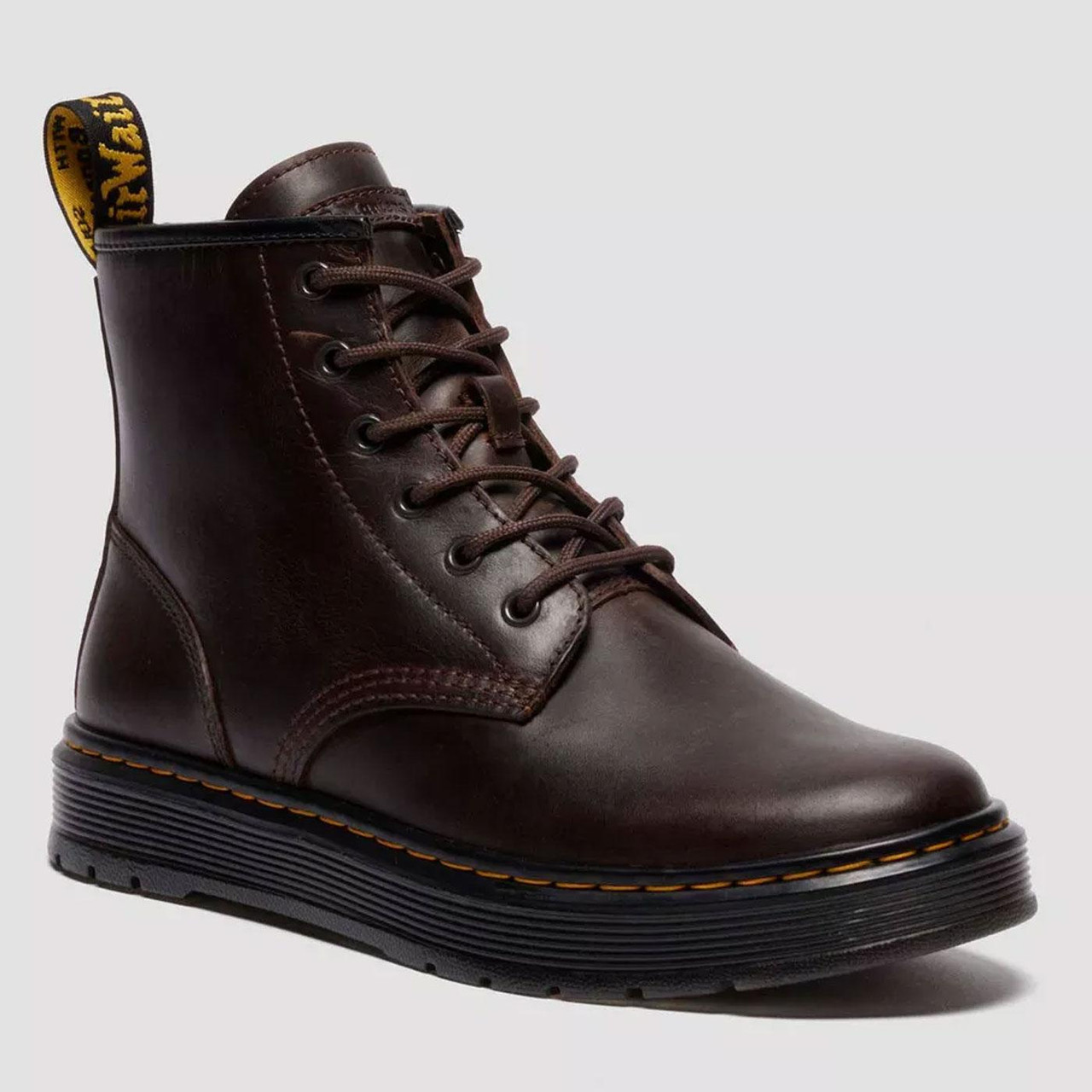 Brookline Dr Martens Leather 6-Eyelet Chukka Boots