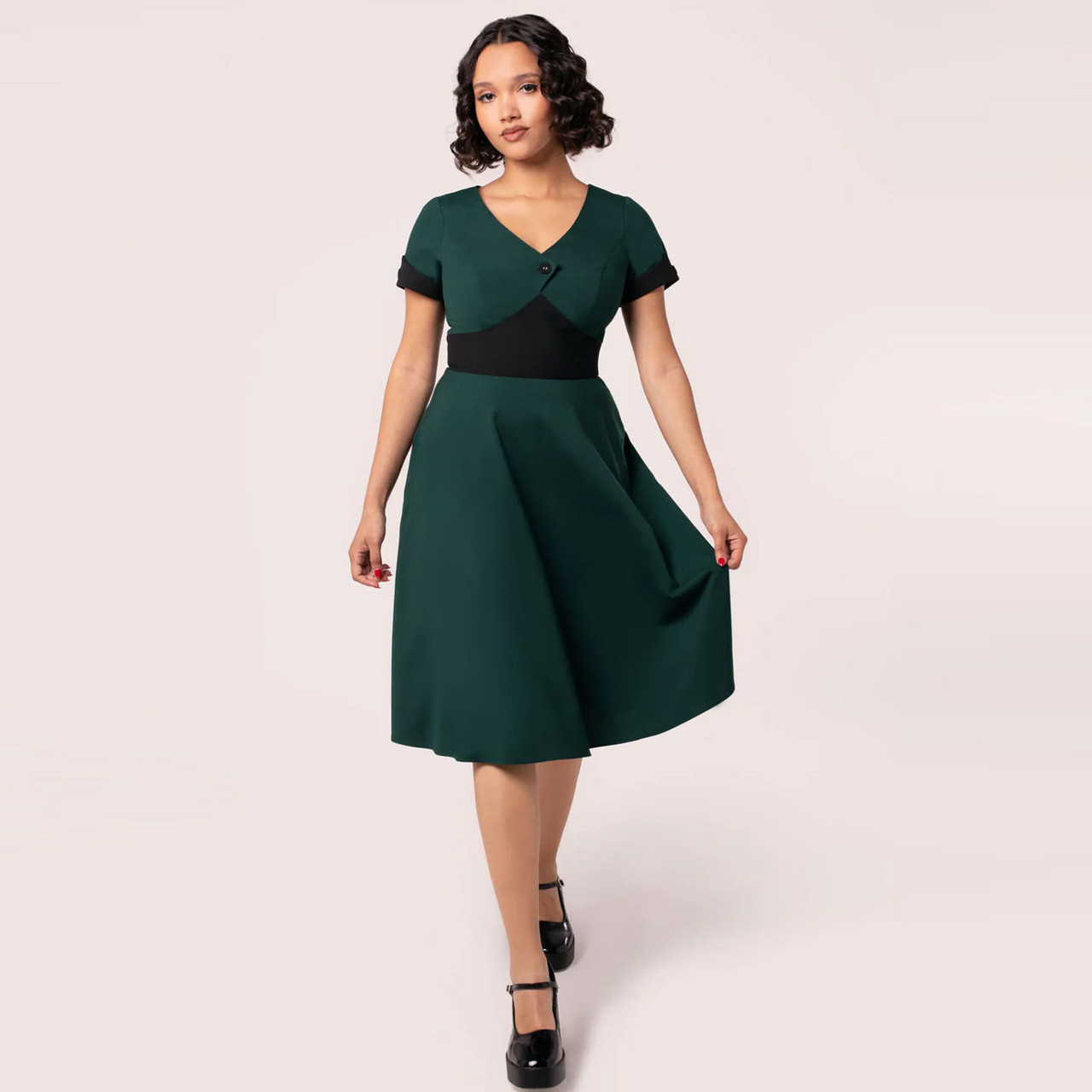 Hell Bunny Jessica Vintage 50s Dress in Green Hell Bunny Jessica Vintage 50s Dress in Green
