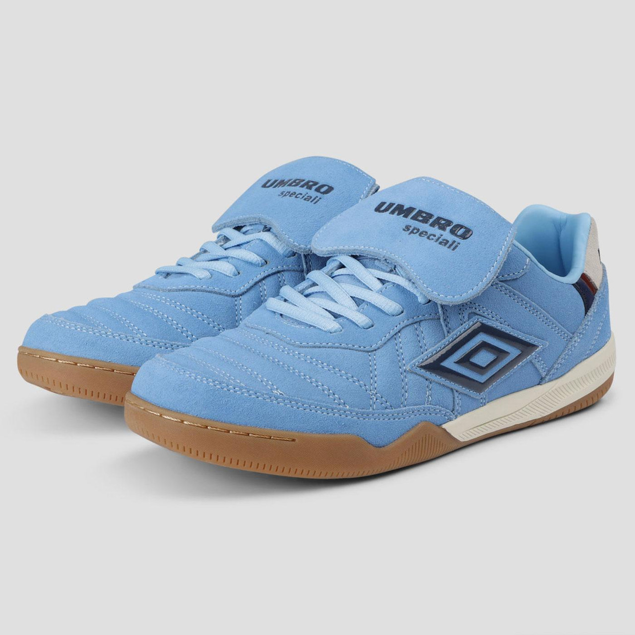 Umbro Speciali TR 90s Retro Football Trainers Vista Blue