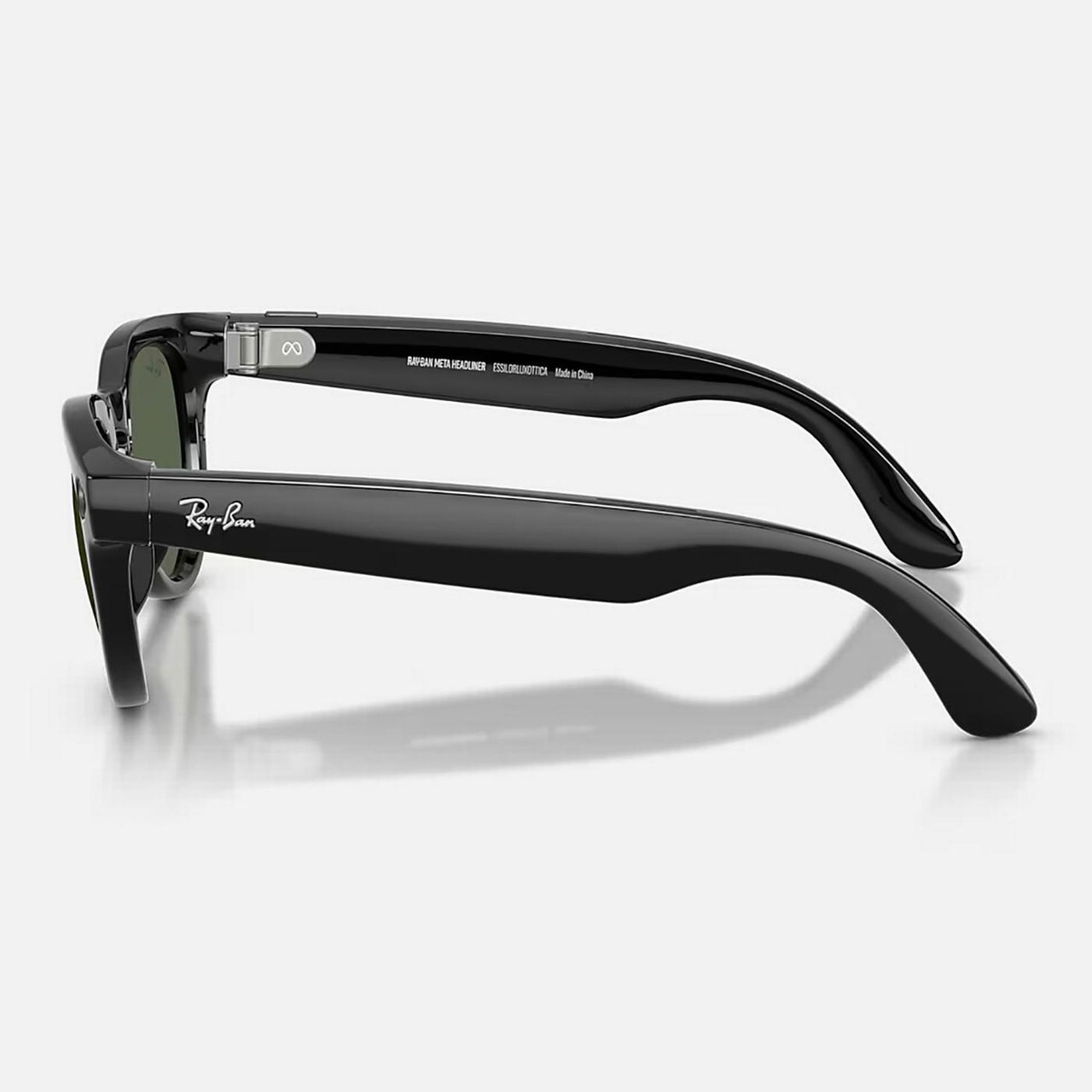 Side arms on Ray-Ban Meta Headliner Sunglasses