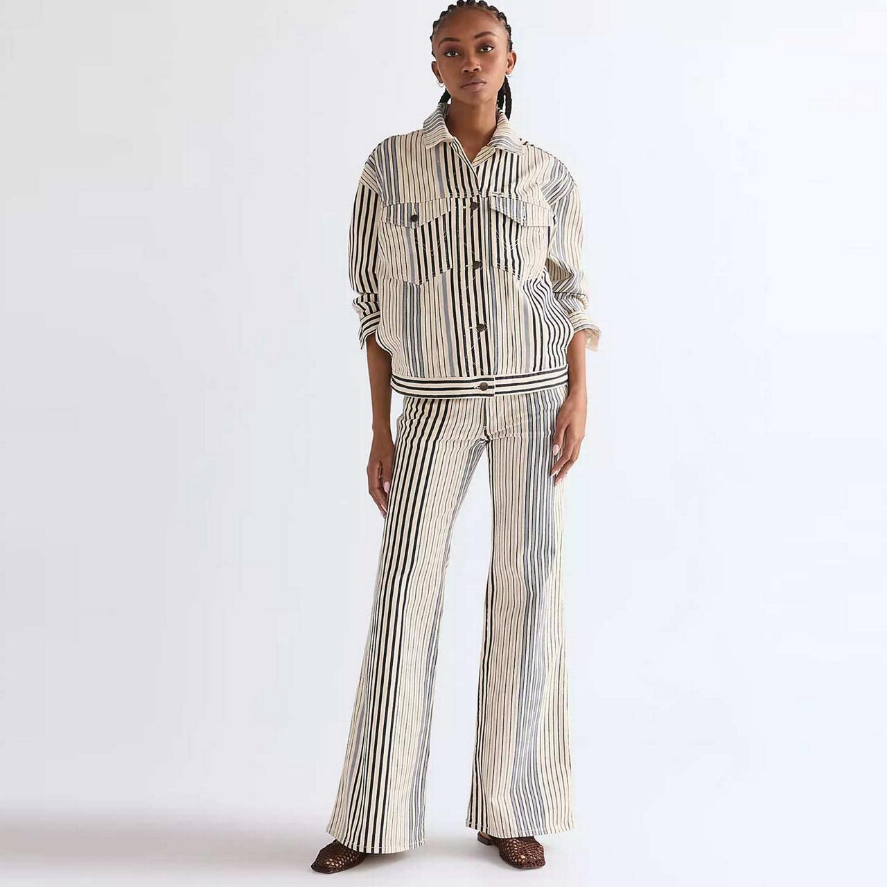 Wrangler Women's Striped Denim 70s Flare Jeans in White/Blue