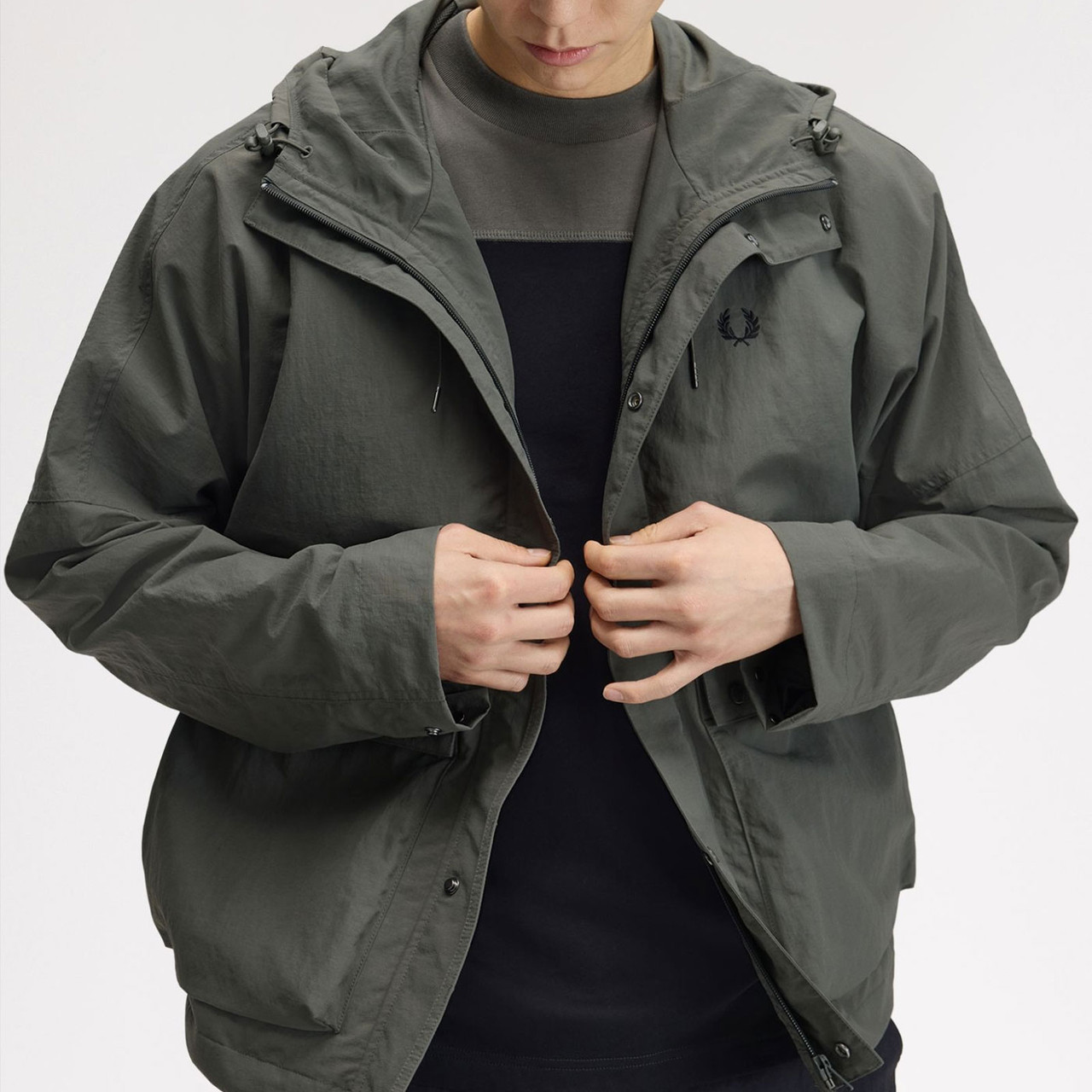 Fred Perry Men's Retro Ripstop Short Parka Jacket in Field Green