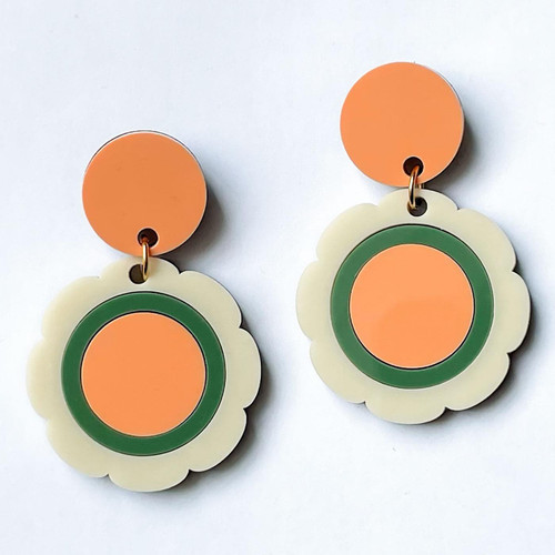 Madcap England x Ada Binks Retro 1970s Daisy Flower Cut-Out Drop Earrings in Green/Ivory