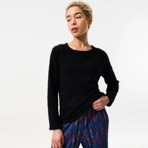Louche Women's Blanka Eyelash Long Sleeve Fluffy Jumper in Black