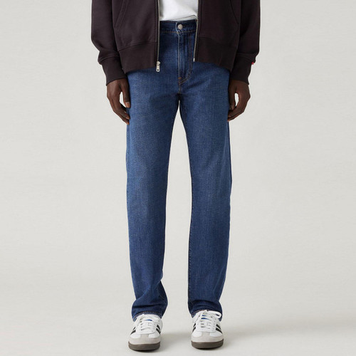 Levi's 511 Slim Fit Lightweight Linen+ jeans in Part The Sea Pictured from front on model