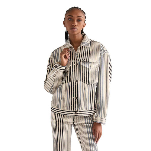 Wrangler Women's Relaxed Blue Multi Stripe Cowgirl Jacket - Front