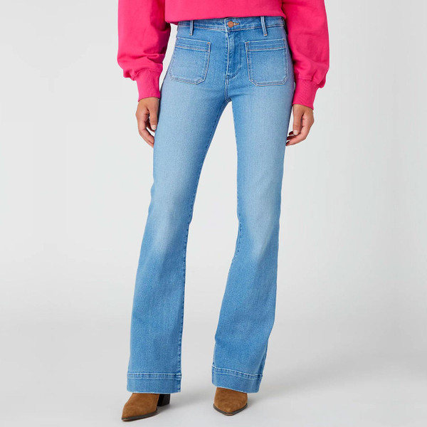 Wrangler Flare High Waist Slim Retro Flares in Hazel W2334736U 