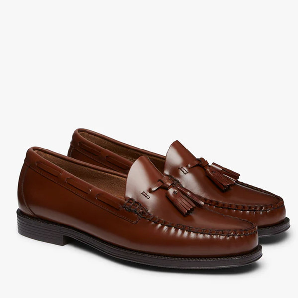 Pair of GH Bass Larkin Easy Weejun Moccasin Loafers in Mid Brown Leather & Rubber Sole