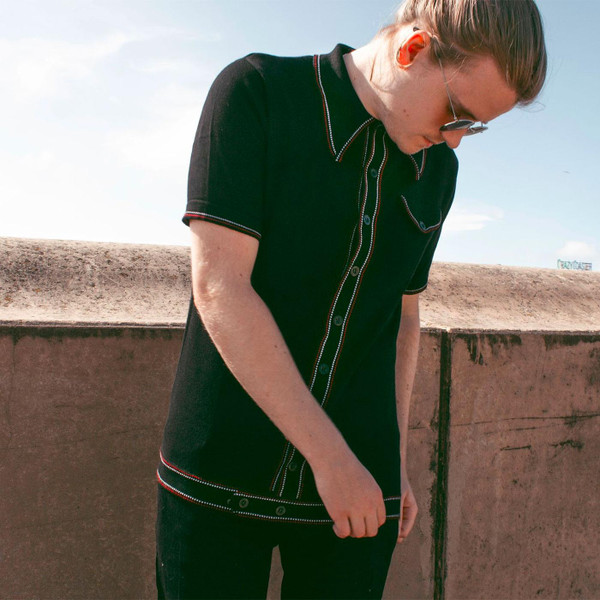 Madcap England Men's Retro Mod Big Collar Short Sleeve Crawdaddy Polo in Black