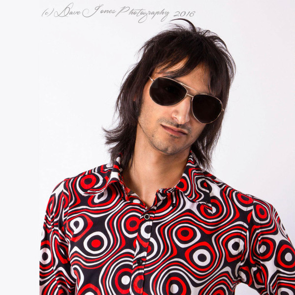 Madcap England Trip Op Art Retro Big Collar Button Down Shirt in Black/White/Red MC201