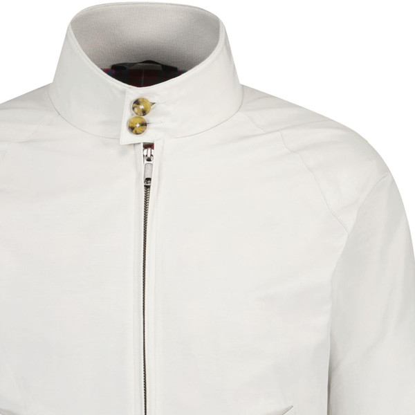 Button collar and zipper on Baracuta G9 Mod 60s Men's Made in England Harrington Jacket in Mist Grey