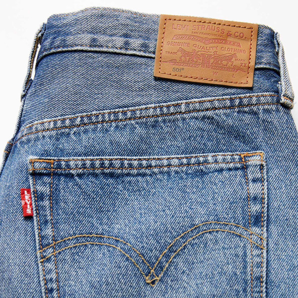 Levi's 501 Rolled Denim Shorts in Must Be Mine 299610035