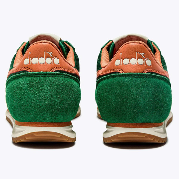 Diadora Cross Retro 80s Running Trainers in Peas Green Cream