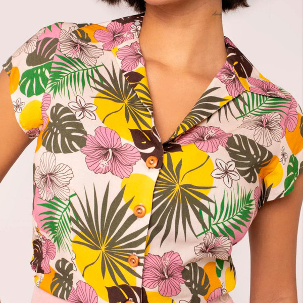 Hell Bunny Benita 1950s Resort Collar Tropical Print Blouse H60360