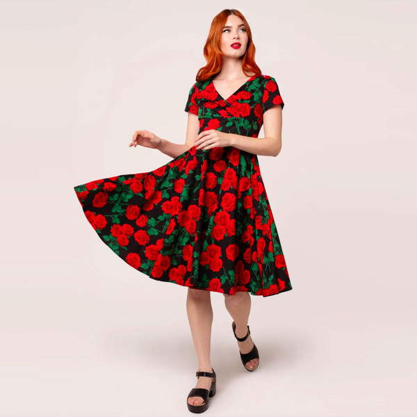 Hell Bunny Dolce Vita Retro 50s Rose Print Circle Flared Doll Dress in Black/Red H40453