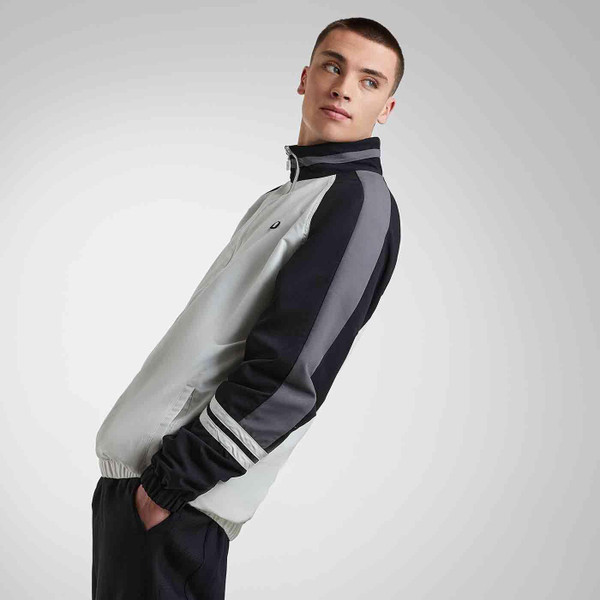 Ellesse Strovina 1990s Indie Track Jacket in Off White SHY21454 904