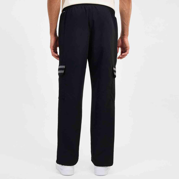 Ellesse Santadi Retro 90s Cargo Pants in Black SHY21458 011