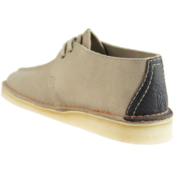 Clarks Originals Desert Trek Retro Mod Centre Seam Shoes in Sand