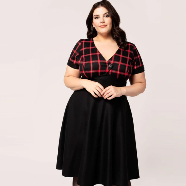 Hell Bunny Janine 50s Dress in Black and Red Tartan