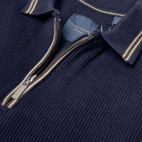 Guide London Mod Ribbed Knit Zip Neck Polo Shirt in Navy