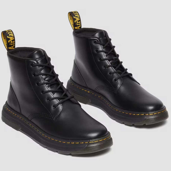 Dr Martens Crewson Black Leather Retro Chukka Boots 31672001