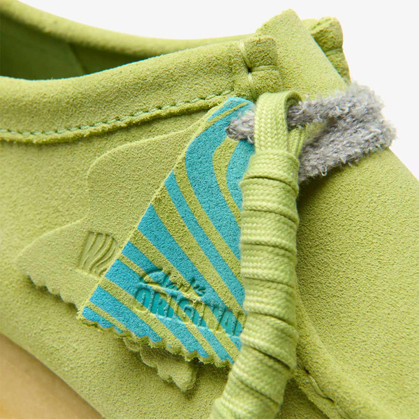 Clarks Originals Wallabee Men's Shoes in Pale Lime Suede 26175855