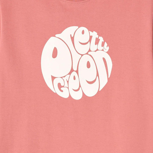 Pretty Green Gillespie Retro 90s Logo T-shirt in Ruby Close up on print