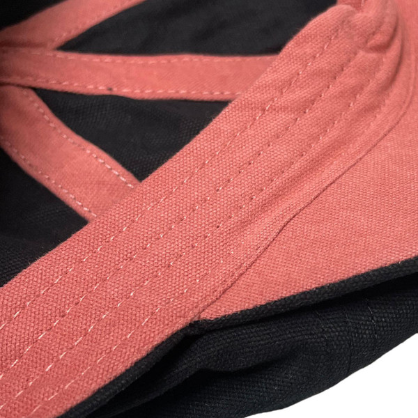 Failsworth Hudson 6 Panel Retro Gatsby Cap in Black Canvas close up of trim