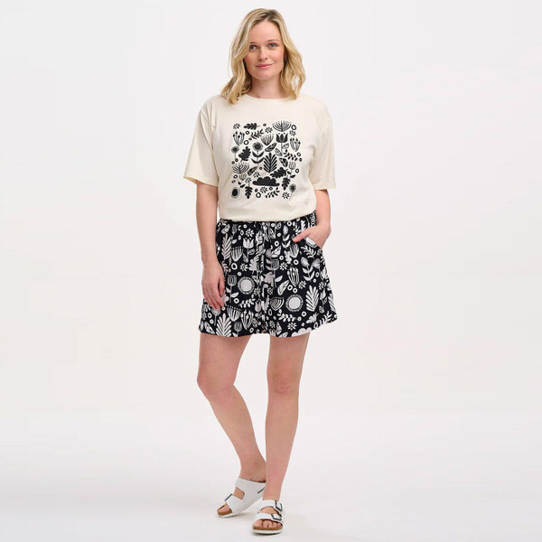 Sugarhill Brighton Patty Floral Folk Print Summer Shorts Model Photo Front 2