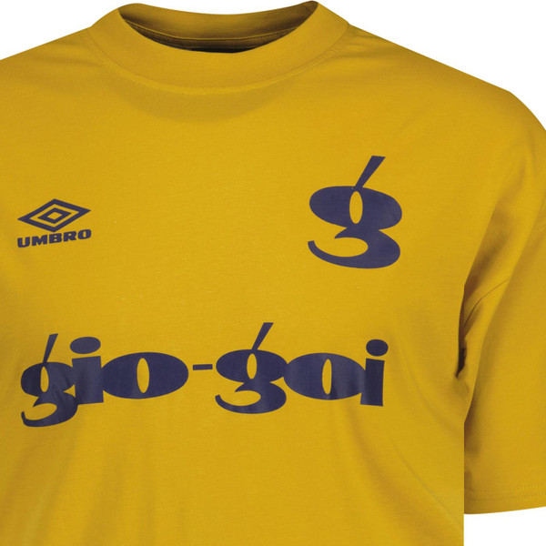 umbro mens umbro x gio-goi retro 90s logo crew neck tshirt mustard yellow