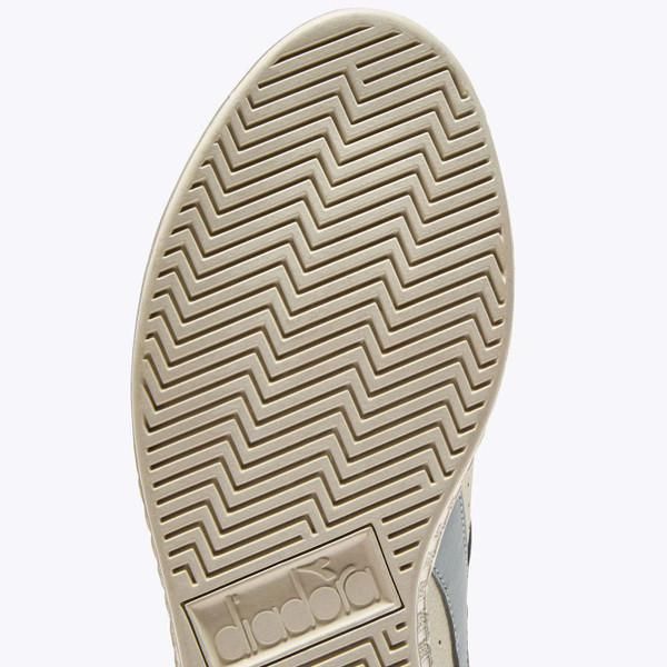 Diadora Game L Low Retro Trainers in White and High Rise 501.178301 C4157 Outsole