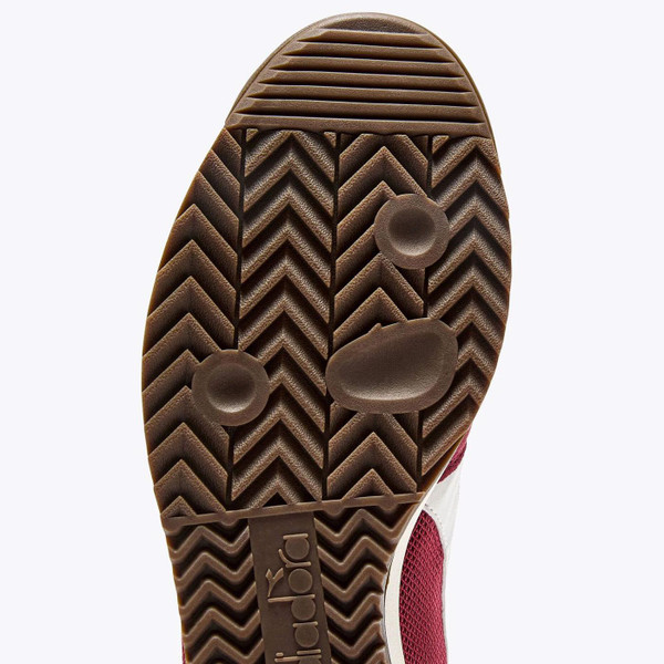 Diadora Cross Men's Retro 1980s Running Trainers in Rhubarb Outsole