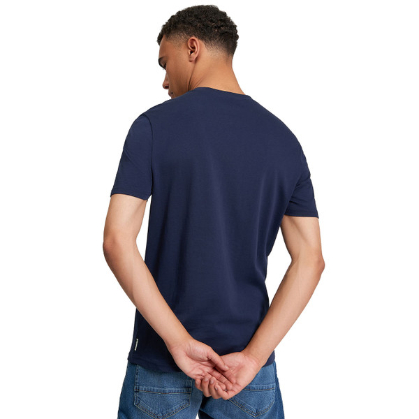 Ben Sherman Men's Pop Art Floral Mod Target T-shirt in Dark Navy pictured on model from back.